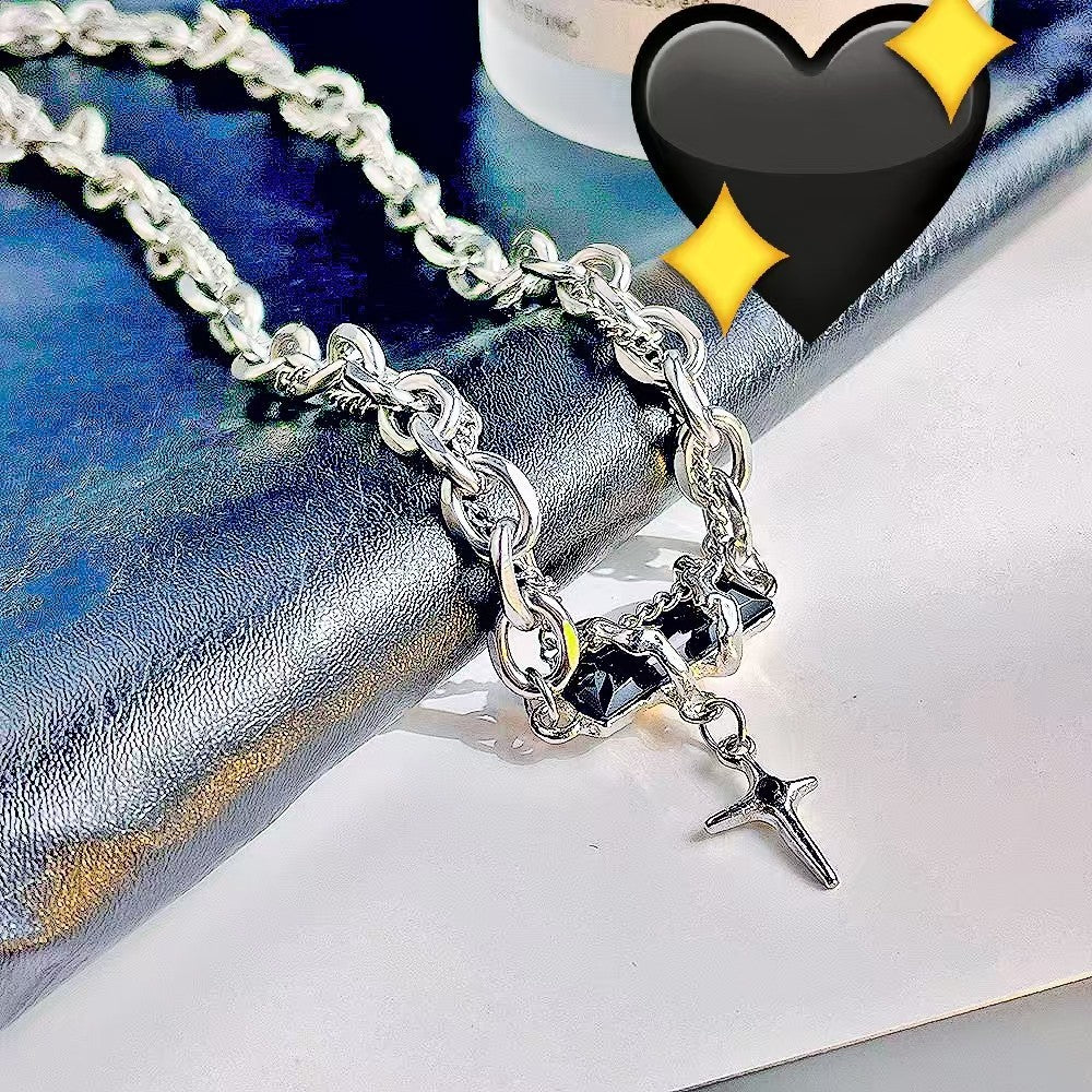 GP35 ⚔️ Chunky Cross Pendant Necklace – Bold. Edgy. Unapologetically You.