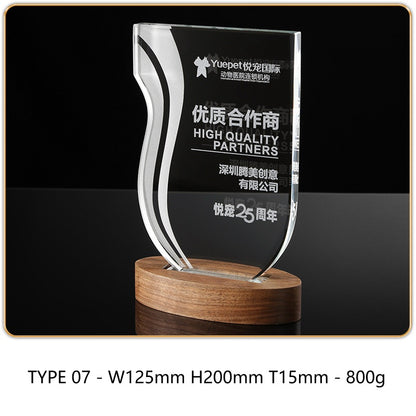 SP09 - Personalized Crystal Trophy with Wooden Base – Custom Engraved Award