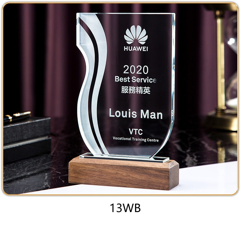 SP08 - Premium Crystal Trophy – Custom Engraved Corporate Award