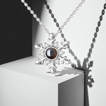 PX50 - Snowflake Projection Necklace – Eternal Moments in Every Flake