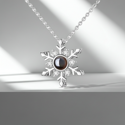 PX50 - Snowflake Projection Necklace – Eternal Moments in Every Flake