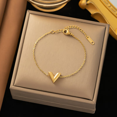 CC05 - Elegant Gold-Plated Jewelry Collection – Timeless Everyday Luxury (Necklaces · Bracelets · Earrings)