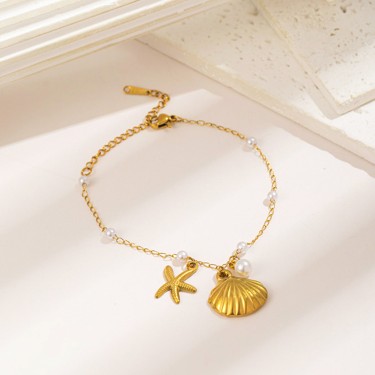 CC05 - Elegant Gold-Plated Jewelry Collection – Timeless Everyday Luxury (Necklaces · Bracelets · Earrings)