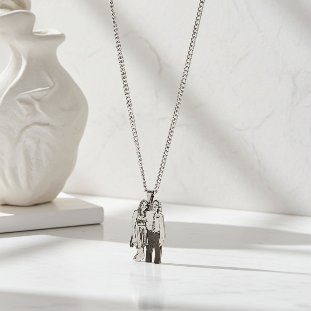 DZ02 - Personalized Photo Keychains & Necklaces — Capture Memories Forever