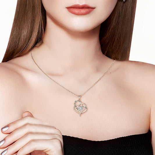 GP08 💖 "I Love You to the Moon and Back" Heart Necklace – With Sparkling Cubic Zirconia