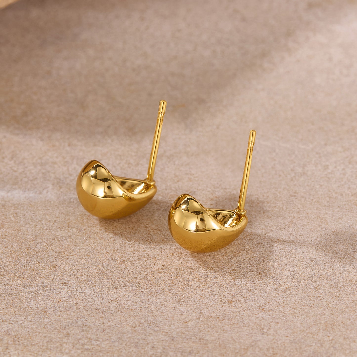 GP13 🌟 Minimalist Waterdrop Gold Stud Earrings – Stainless Steel Elegance