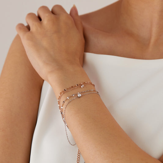 GP16 🌟 Delicate Dual Chain Bracelet with Solitaire Zirconia – Rose Gold & Silver