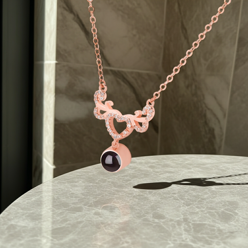 PX38 - Antler Heart Projection Necklace – A Symbol of Eternal Bond