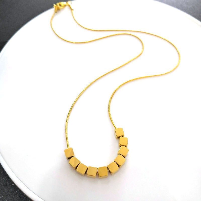 CC01 Minimalist Gold Cube Bead Necklace | Customizable Geometric Jewelry