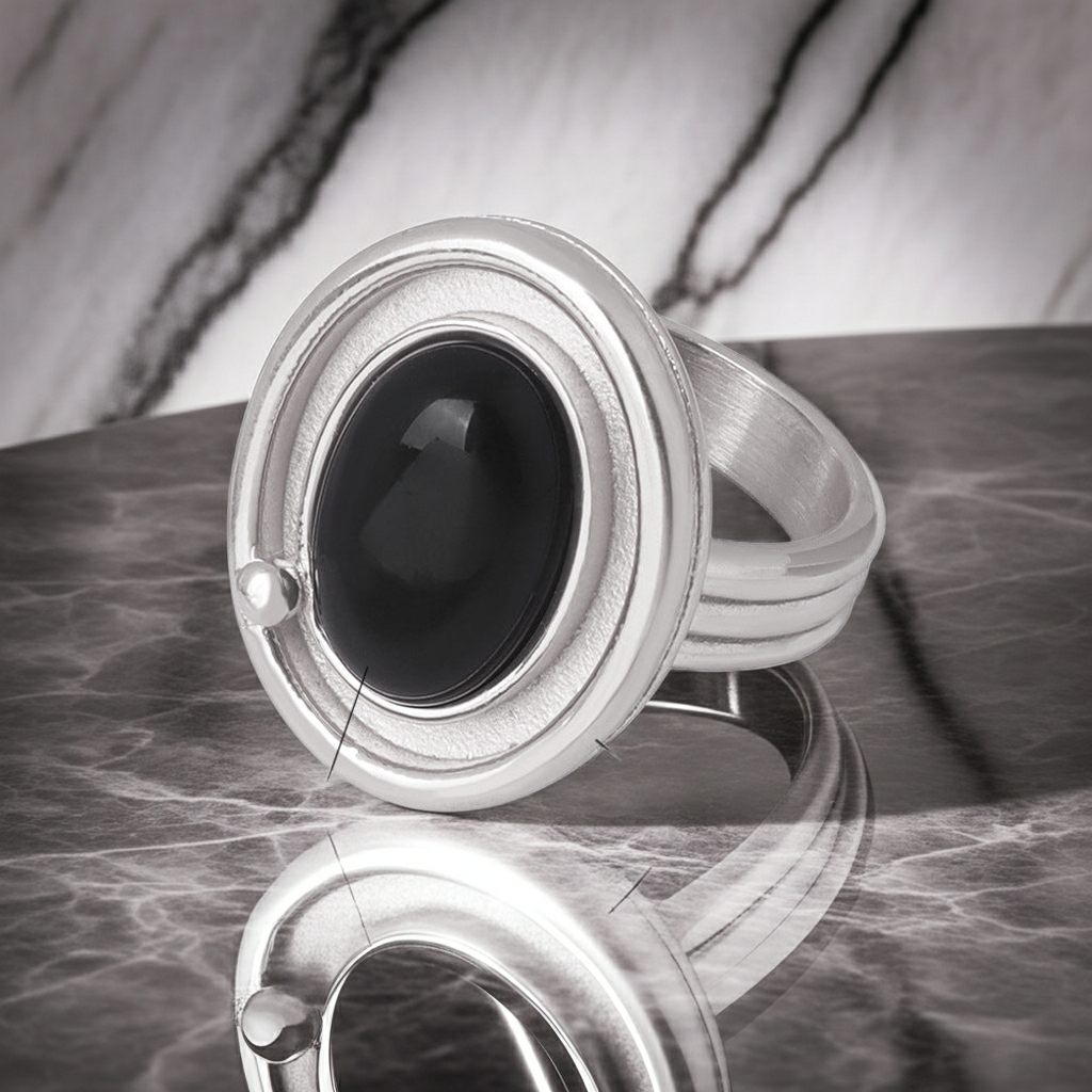 GP12 - Vintage Oval Agate Ring