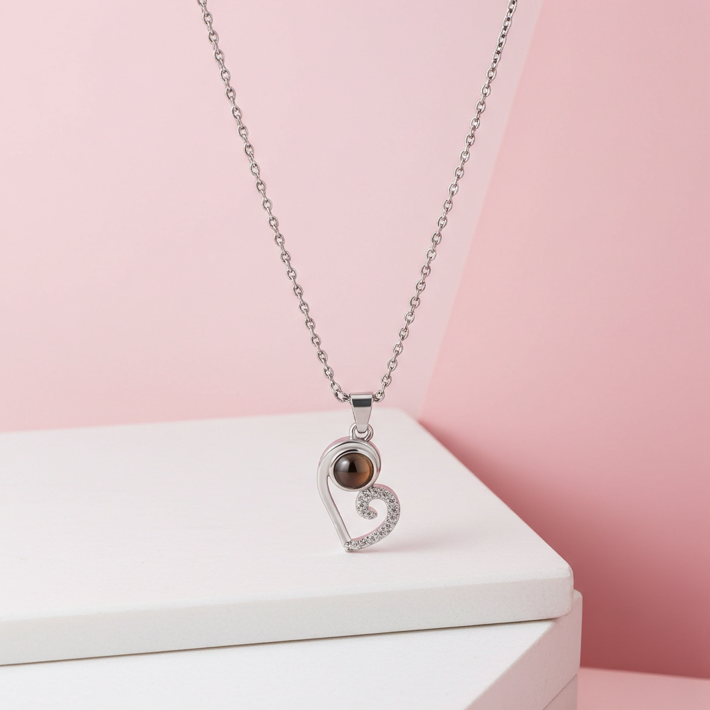 PX22 - Yin-Yang Heart (Set) Hidden Photo Necklace – Black & White