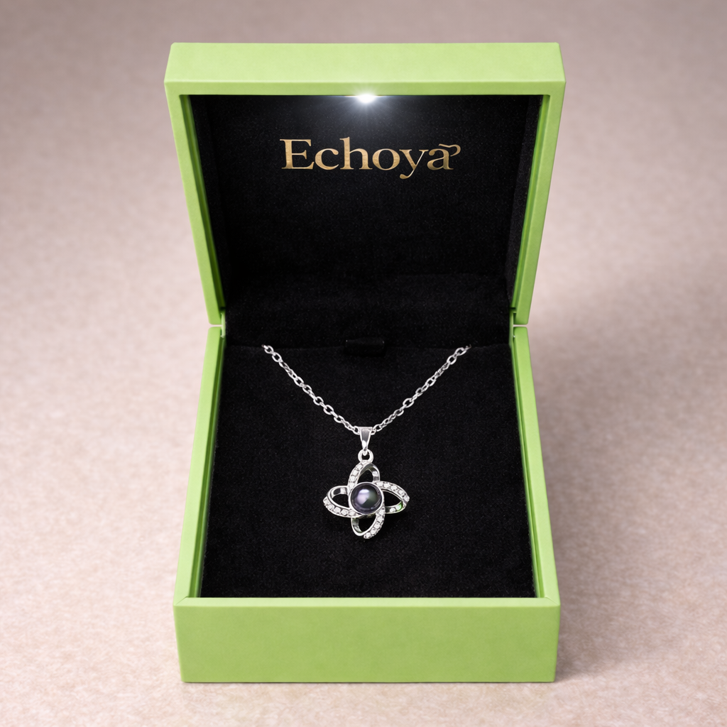 PX21 - Rotating Star Hidden Photo Necklace – Rose Gold / Silver