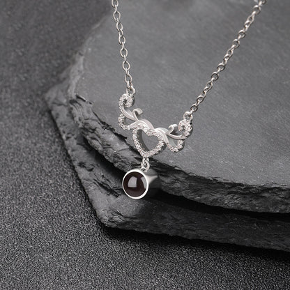 PX38 Antler Heart Projection Necklace – A Symbol of Eternal Bond