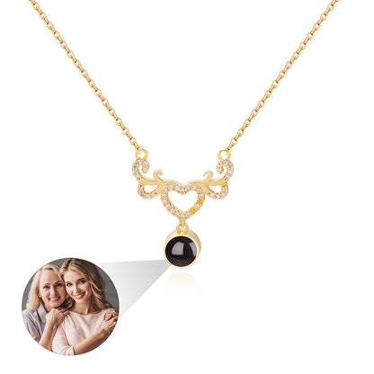 PX38 Antler Heart Projection Necklace – A Symbol of Eternal Bond