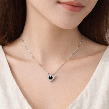 PX42 - Angel Wings Heart Projection Necklace – A Keepsake of Eternal Love
