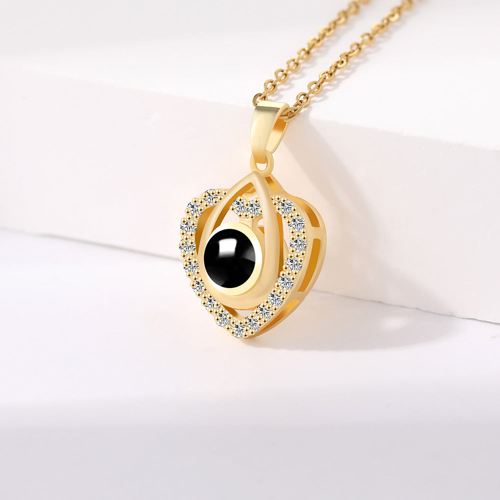 PX47 Custom Photo Projection Necklace – Golden Heart Design