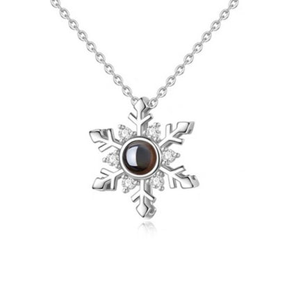 PX50 💌 Snowflake Projection Necklace – Eternal Moments in Every Flake