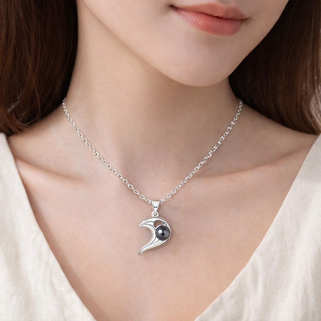 PX17 - Yin-Yang Heart (Set) Couple Projection Necklace – Hidden Photo Keepsake