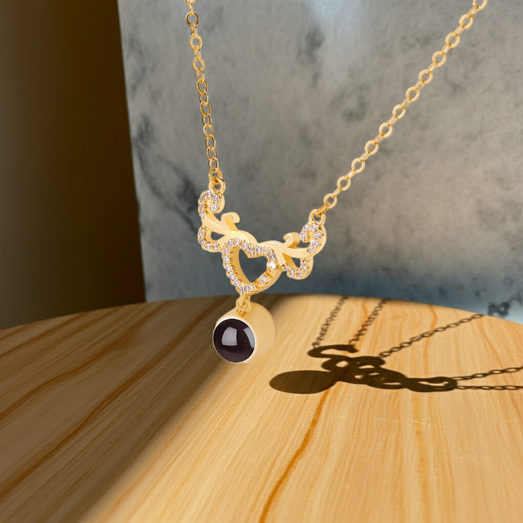 PX38 - Antler Heart Projection Necklace – A Symbol of Eternal Bond