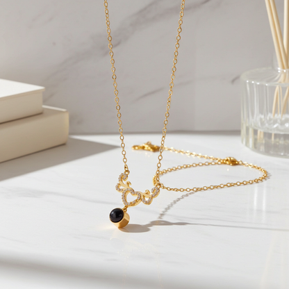 PX38 - Antler Heart Projection Necklace – A Symbol of Eternal Bond