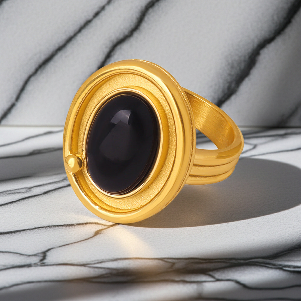 GP12 - Vintage Oval Agate Ring