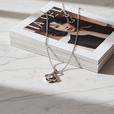 PX79 - Flower Photo Projection Necklace – A Blooming Memory Close to Your Heart