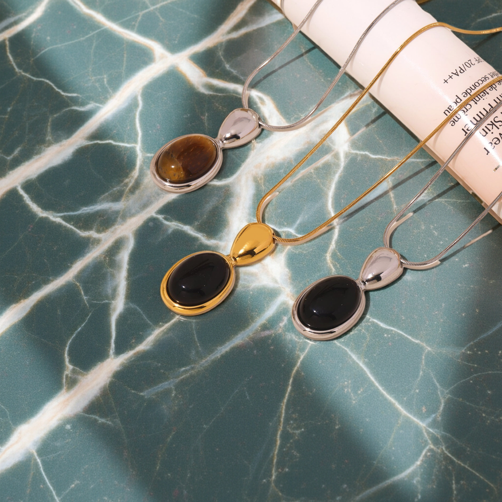 CC14 - Oval Tiger’s Eye & Agate Pendant Necklace