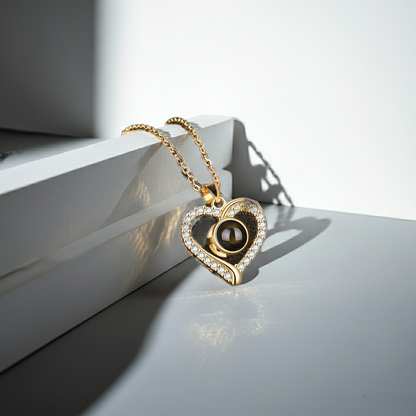 PXS102 - Capture a Memory, Wear a Moment
