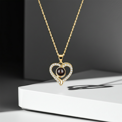 PXS102 - Capture a Memory, Wear a Moment